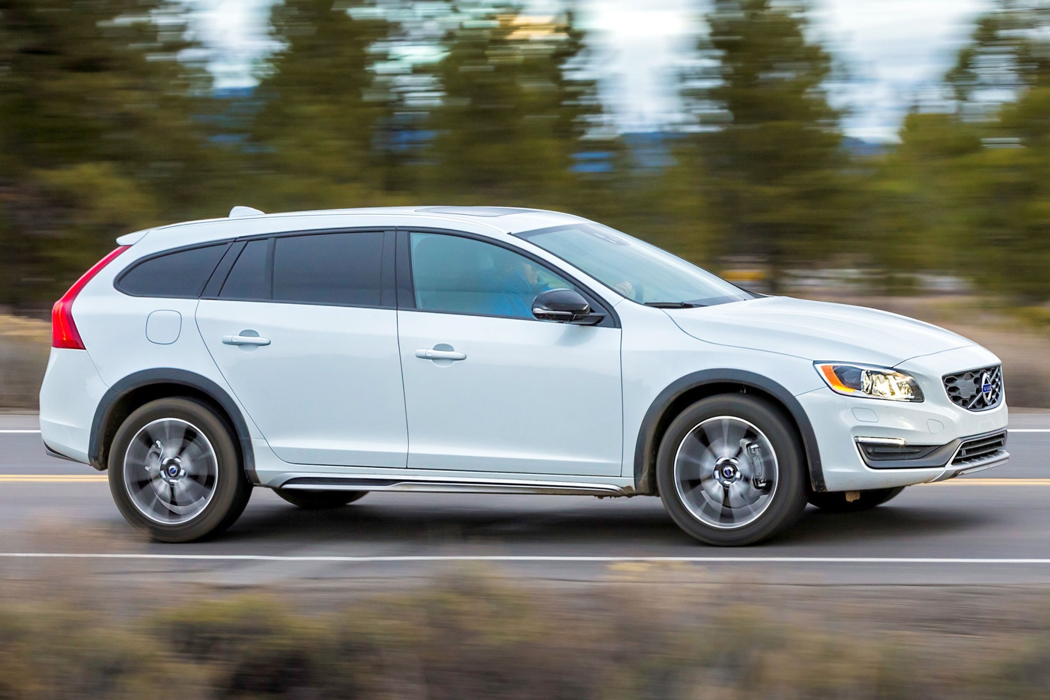 Volvo v60 cross country